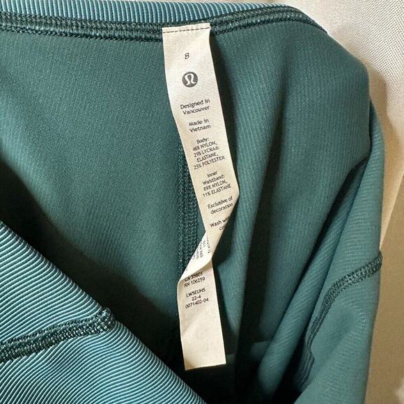 💚💙 Lululemon Base Pace High-Rise Tight 25” Two-Tone Ribbed - Size 8 💚💙 - Picture 12 of 13